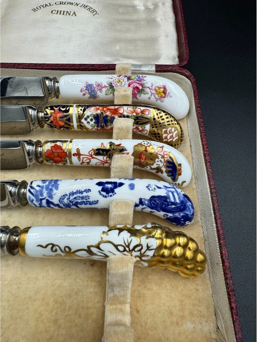Royal Crown Derby Mixed Pattern Porcelain Handled Knives Set of 5 Vintage Englan